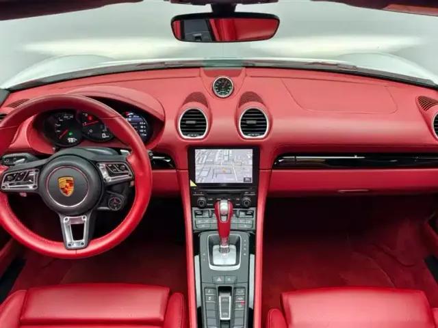 Porsche 718 — Фото автомобиля 11