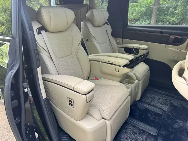 Toyota Vellfire — Фото автомобиля 14