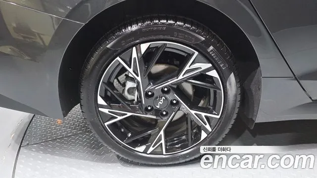 Kia K5 Signature — Фото автомобиля 5