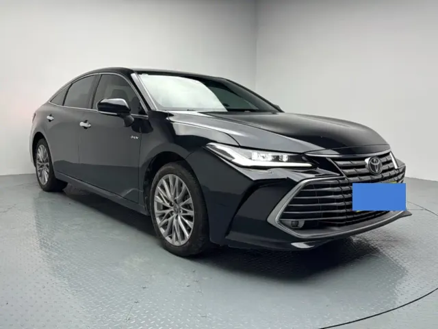 Toyota Avalon — Фото автомобиля 2