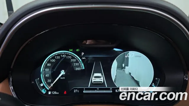 Genesis GV70 — Фото автомобиля 11