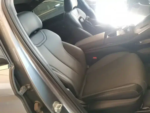BYD Qin L — Фото автомобиля 24