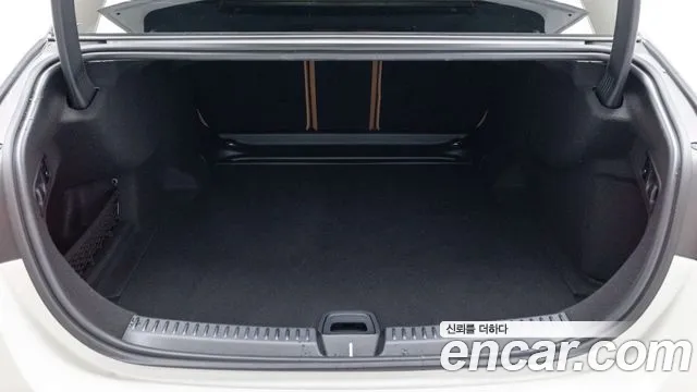 Mercedes-Benz E-Class W214 — Фото автомобиля 11