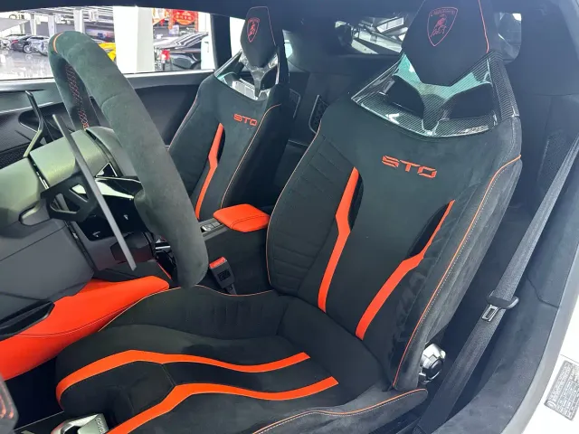 Lamborghini Huracan — Фото автомобиля 27