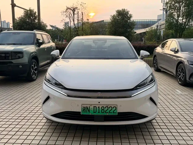 BYD Qin L — Фото автомобиля 2