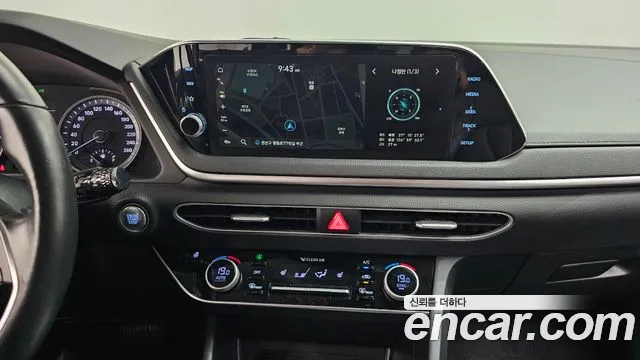 Hyundai Sonata — Фото автомобиля 18