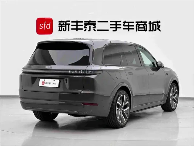 Li Auto L9 — Фото автомобиля 5
