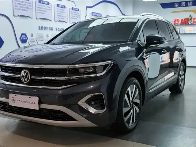 Фотография автомобиля — Volkswagen Talagon