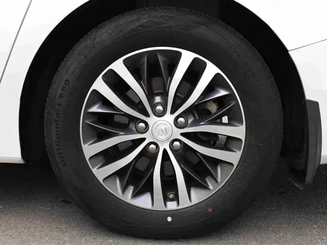 Buick Buick GL8 2023 ES Landmaster Exclusive — Фото автомобиля 13
