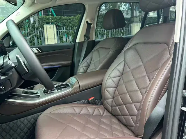 BMW X5 — Фото автомобиля 8