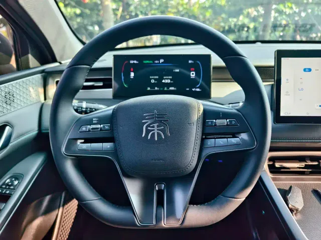 BYD Qin PLUS — Фото автомобиля 9
