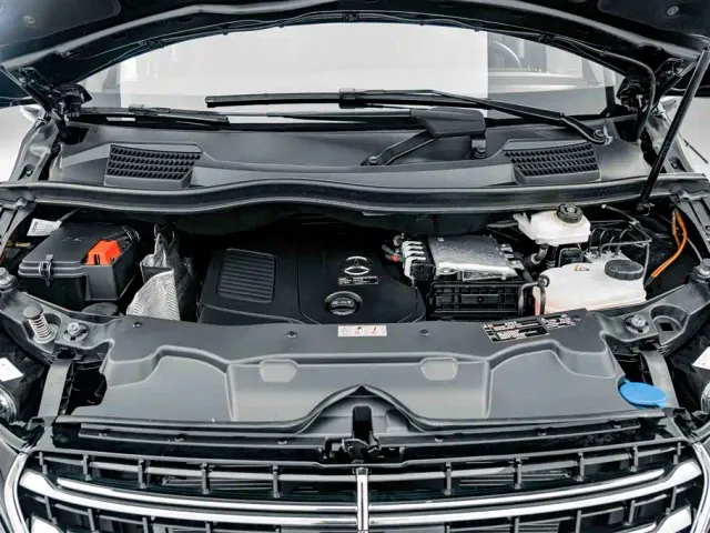 Mercedes-Benz V-Class — Фото автомобиля 26