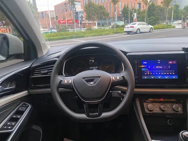 Jetta VS5 — Фото автомобиля 12