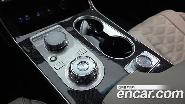 Genesis GV80 — Фото автомобиля 9