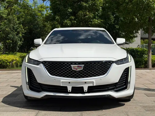 Cadillac CT5 — Фото автомобиля 2