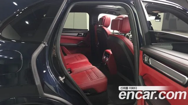 Porsche Cayenne PO536 — Фото автомобиля 18