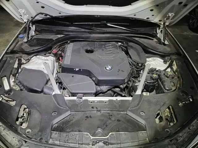 BMW BMW 5 Series 2022 Facelift 530Li Premium Luxury Package — Фото автомобиля 3