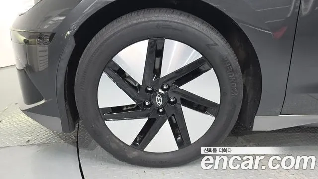 Hyundai Ioniq 6 — Фото автомобиля 5