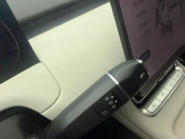 Changan Qiyuan Q05 — Фото автомобиля 15