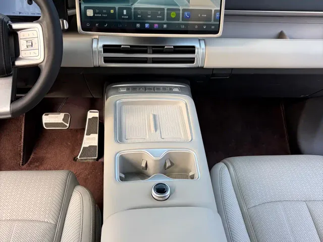 BYD FangChengBao Titanium 7 — Фото автомобиля 7