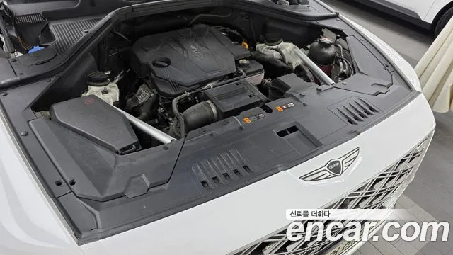 Genesis GV80 — Фото автомобиля 9