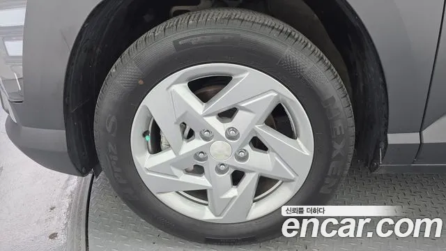 Hyundai Kona Kona (SX2) Бензин 1.6 турбо 2WD — Фото автомобиля 5