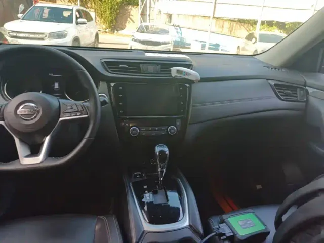 Nissan X-Trail — Фото автомобиля 12