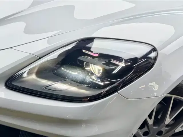 Porsche Panamera — Фото автомобиля 7