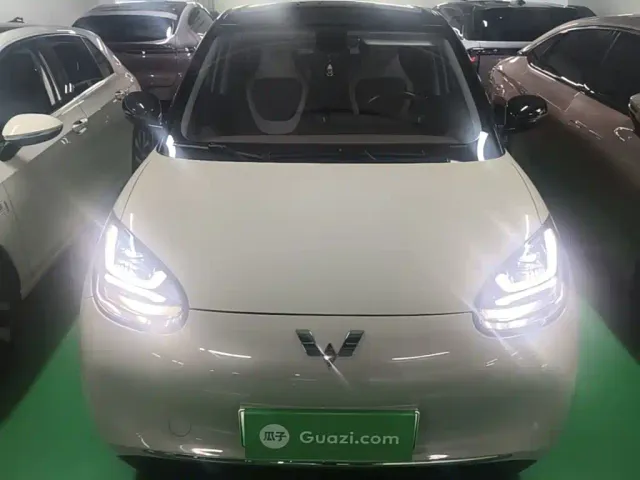 Wuling Bingo — Фото автомобиля 2