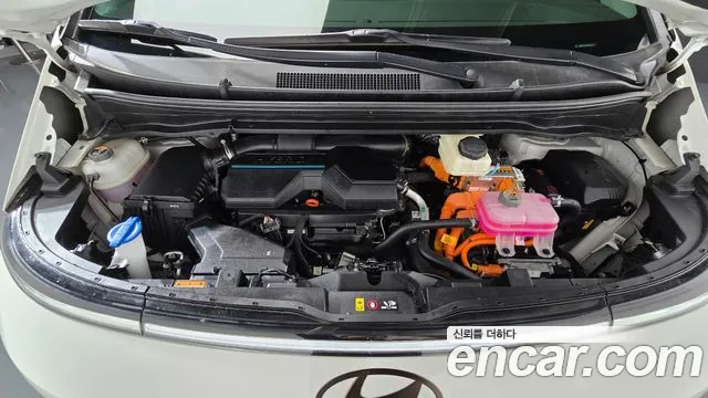 Hyundai Staria — Фото автомобиля 9