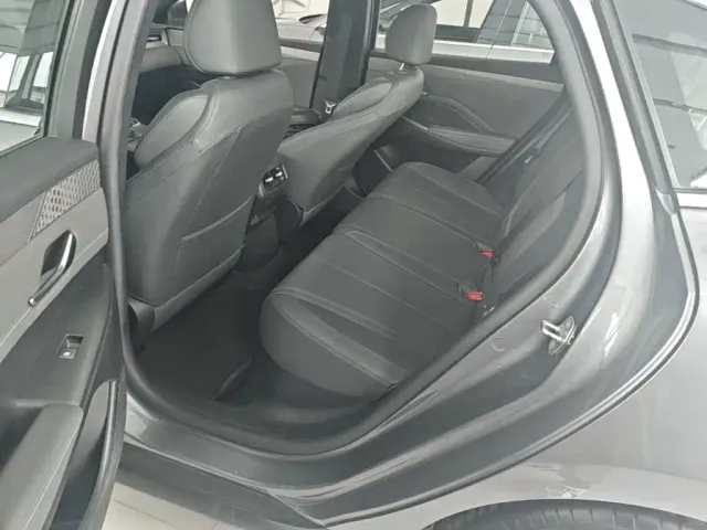 BYD Qin PLUS — Фото автомобиля 16