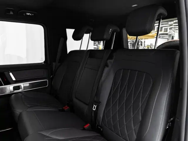 Mercedes-Benz G-Class — Фото автомобиля 11
