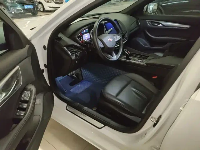 Cadillac CT5 — Фото автомобиля 15