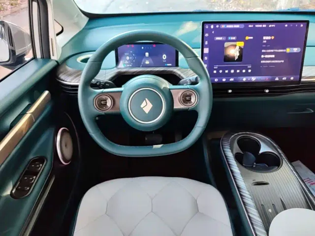 Baojun Cloud — Фото автомобиля 10