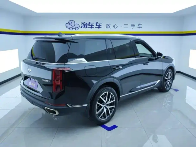 GAC Trumpchi GS8 — Фото автомобиля 3