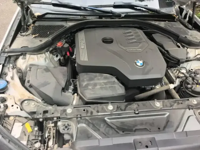 BMW 3 Series — Фото автомобиля 9
