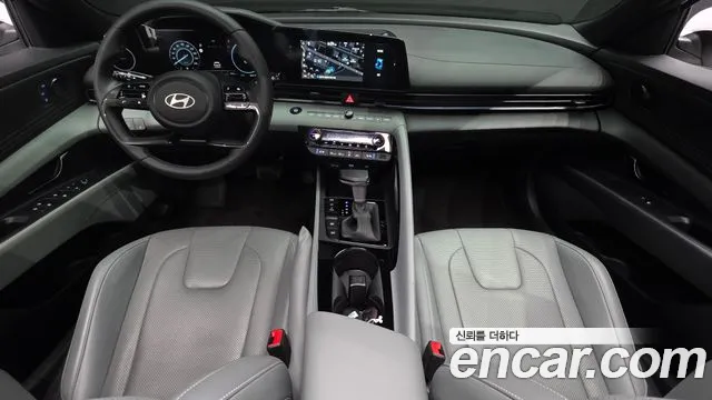 Hyundai Avante CN7 — Фото автомобиля 7