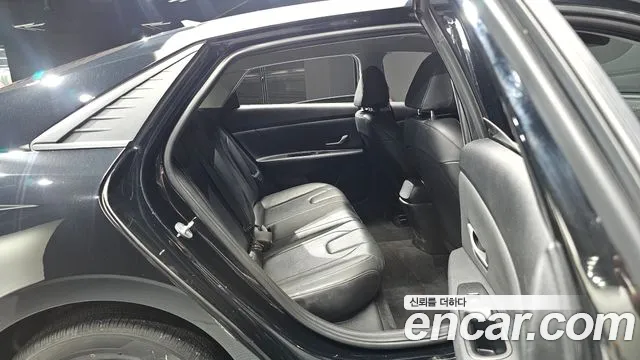 Hyundai AVANTE Avante (CN7) — Фото автомобиля 11