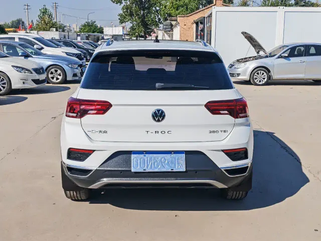Volkswagen T-Roc — Фото автомобиля 9