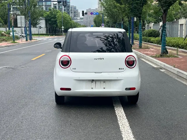 Changan Lumin — Фото автомобиля 5