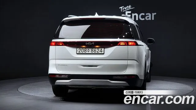 Kia Canival Carnival 4 поколение 9 мест Prestige — Фото автомобиля 4