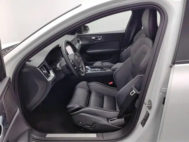 Volvo Volvo S60 2025 B5 Elegance Sport Edition — Фото автомобиля 10