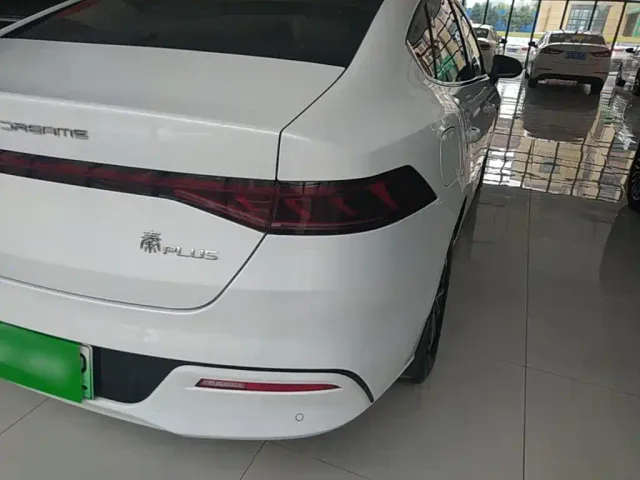 BYD Qin PLUS — Фото автомобиля 7