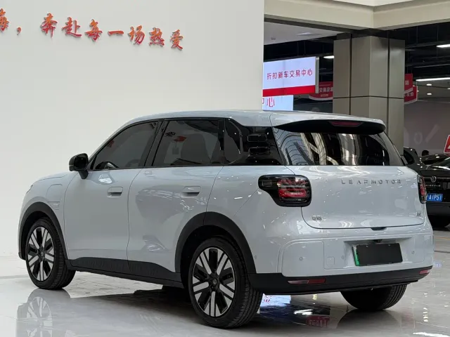 Leapmotor A10 — Фото автомобиля 17