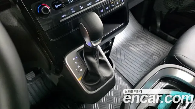 Hyundai Staria Новый Staria — Фото автомобиля 7