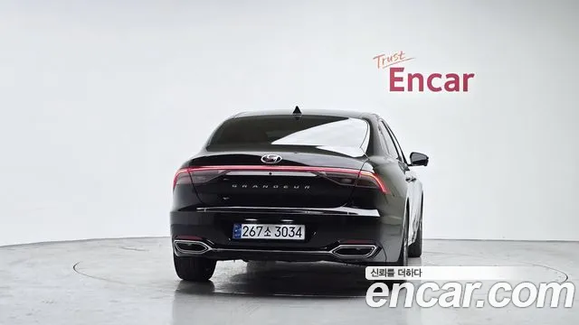 Hyundai Grandeur Grandeur (New) — Фото автомобиля 4