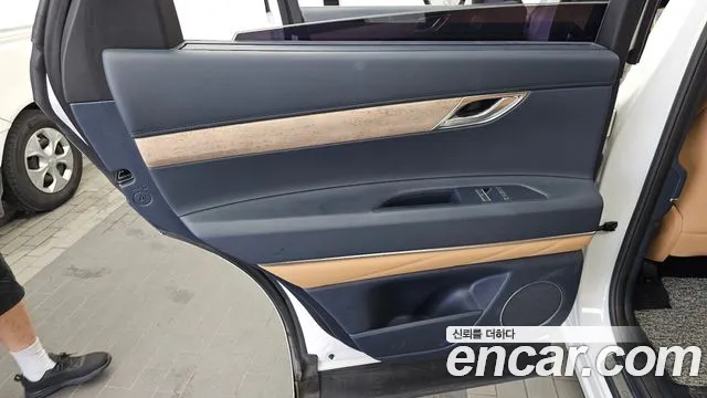 Genesis GV80 2.5T Бензин 2WD — Фото автомобиля 24