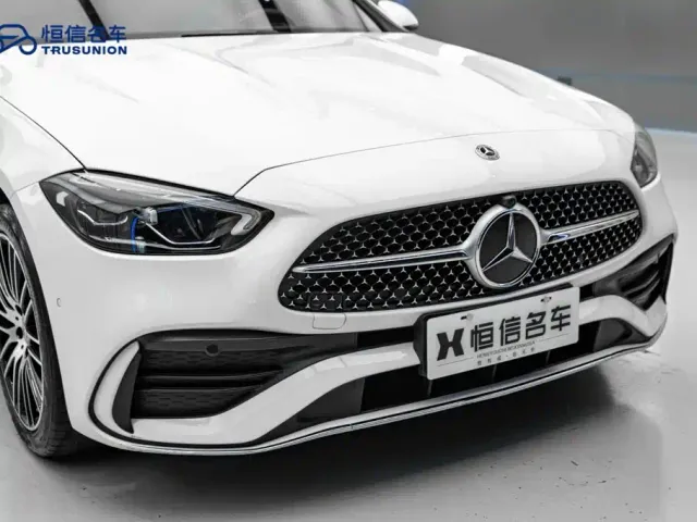 Mercedes-Benz C-Class — Фото автомобиля 9