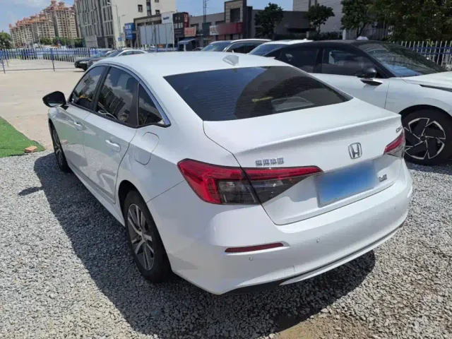 Honda Civic — Фото автомобиля 4