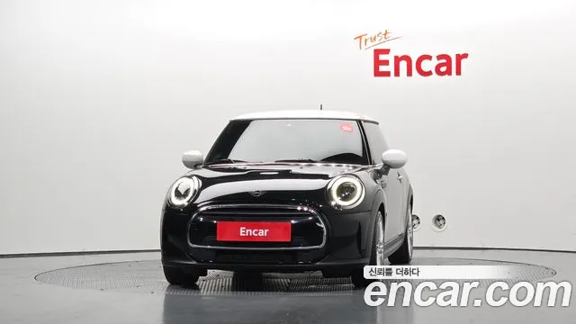 Mini Cooper Cooper Classic — Фото автомобиля 3